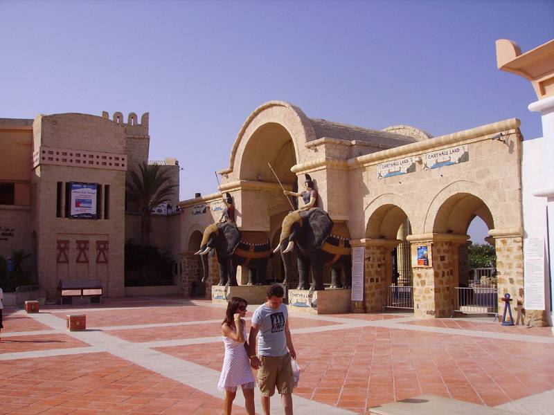 imgp0623 Hammamet: Place intrieur de la Mdina